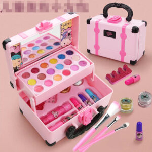 Once Upon a Glam Dress-Up Magic